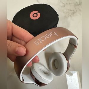 Beats wireless solo 3